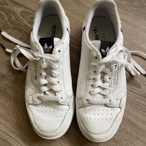 Women’s Adidas Sneakers